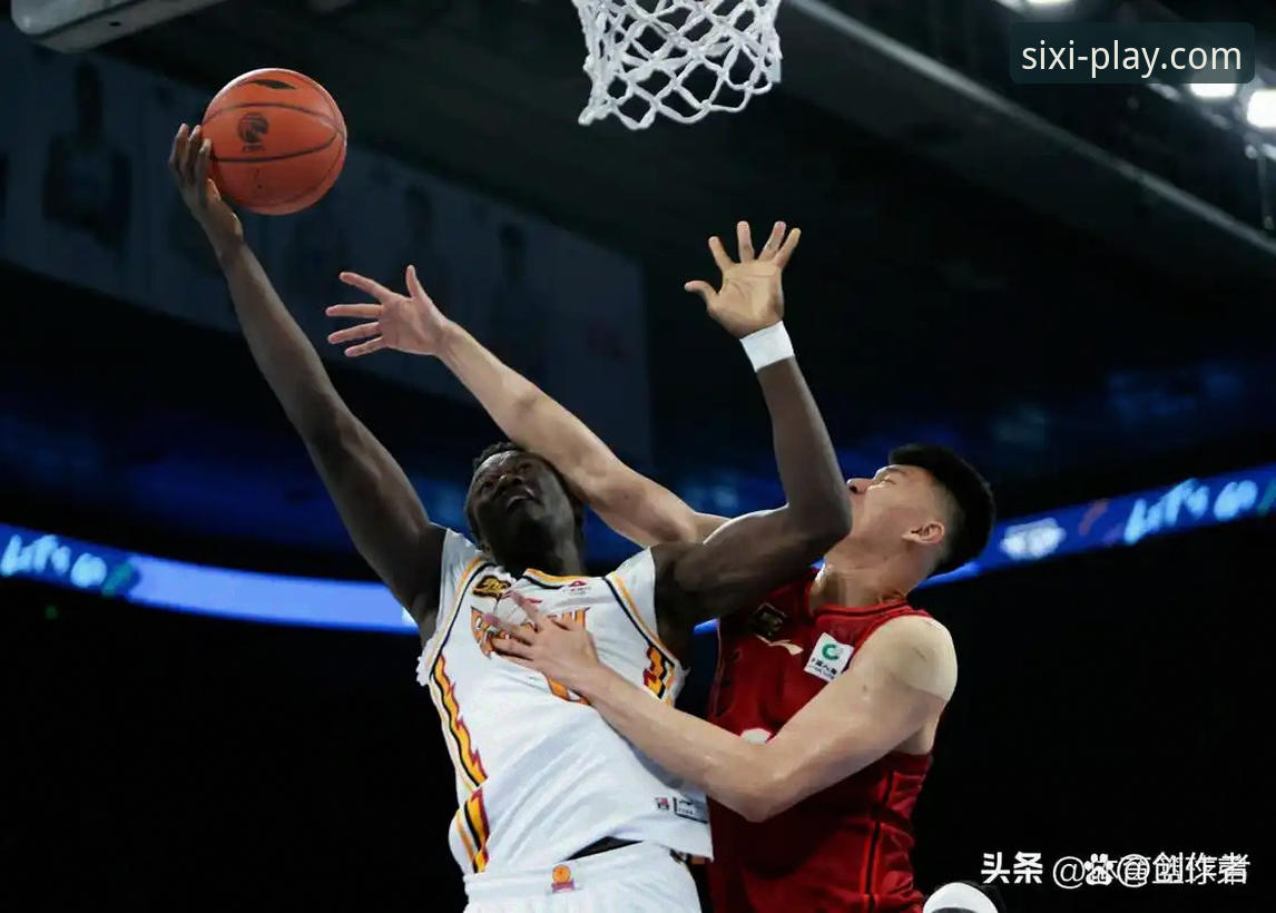 四喜娱乐平台推荐 山西横扫青岛 vs 广厦卫冕挑战:从四喜娱乐平台看CBA季后赛的激情对决